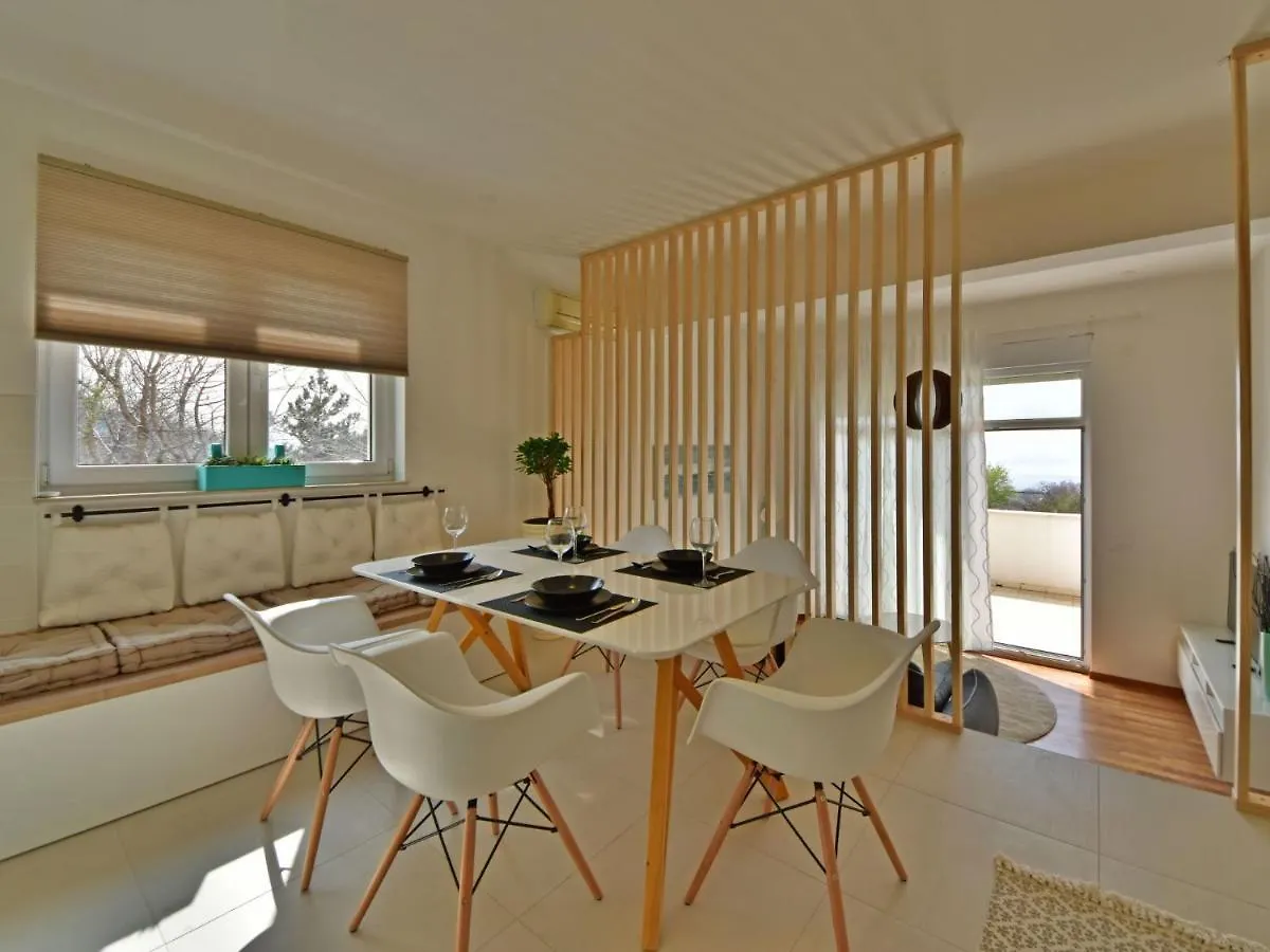 Apartment Cvit 2 By Interhome Klenovica