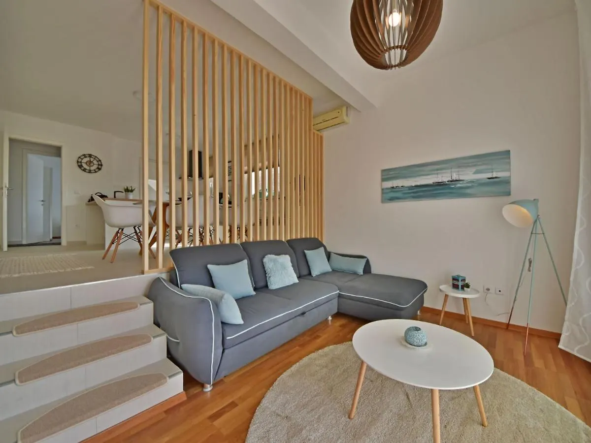 Apartment Cvit 2 By Interhome Klenovica